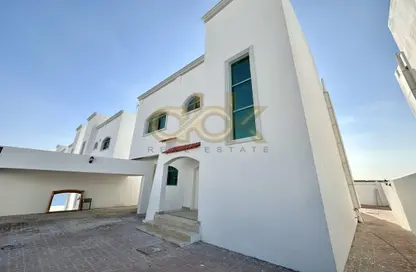 فيلا - 3 غرف نوم - 3 حمامات للايجار في عين خالد - عين خالد - الدوحة
