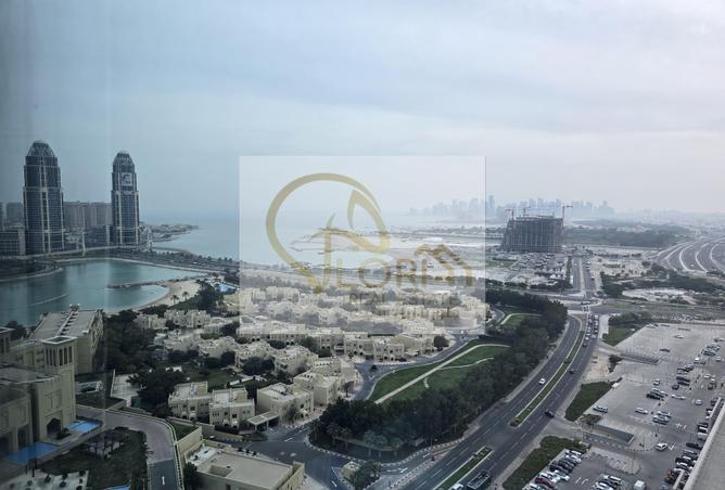 Apartment - 2 Bedrooms - 2 Bathrooms for rent in Zig Zag Tower A - Zig Zag Towers - West Bay - Doha