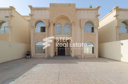 Villa - 6 Bedrooms - 6 Bathrooms for sale in Al Wukair - Al Wukair - Al Wakra