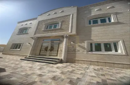 Villa - Studio - 6 Bathrooms for sale in Rawdat Al Matar - Doha