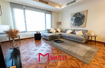 Apartment - 1 Bedroom - 2 Bathrooms for rent in West Porto Drive - Porto Arabia - The Pearl Island - Doha