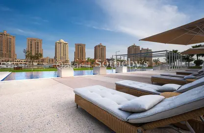 Townhouse - 1 Bedroom - 2 Bathrooms for rent in The St. Regis Marsa Arabia Island - Marsa Arabia - The Pearl Island - Doha