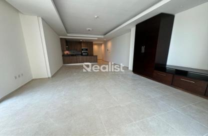 Apartment - 1 Bedroom - 2 Bathrooms for rent in Tower 23 - Viva Bahriyah - The Pearl Island - Doha