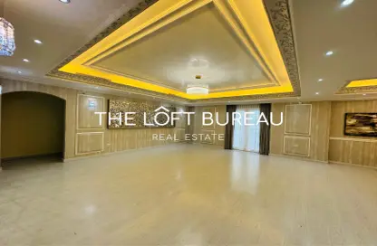 Apartment - 3 Bedrooms - 4 Bathrooms for sale in West Porto Drive - Porto Arabia - The Pearl Island - Doha