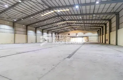 Warehouse - Studio for rent in Industrial Area 4 - Industrial Area - Industrial Area - Doha