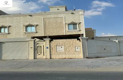 Villa - 4 Bedrooms - 6 Bathrooms for rent in Umm Al Amad - Umm Al Amad - Al Shamal