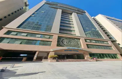 Office Space - Studio - 2 Bathrooms for rent in Corniche Road - Corniche Road - Doha