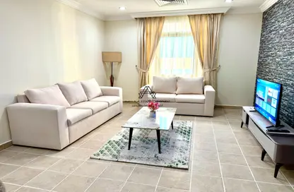 Apartment - 1 Bedroom - 1 Bathroom for rent in Old Salata - Salata - Doha