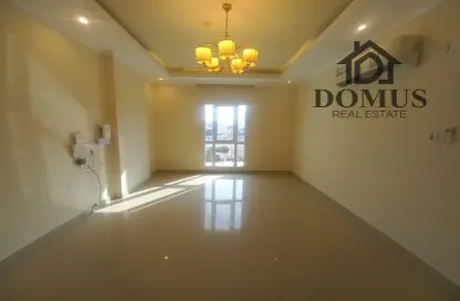 Apartment - 2 Bedrooms - 2 Bathrooms for rent in Thabit Bin Zaid Street - Al Mansoura - Doha