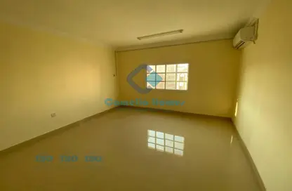 Apartment - 3 Bedrooms - 3 Bathrooms for rent in Al Themar Street - Umm Ghuwailina - Doha