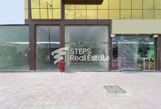 Shop - Studio - 1 Bathroom for rent in Bu Hamour Street - Abu Hamour - Doha