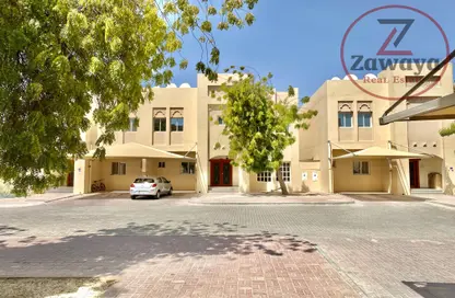 Villa - 5 Bedrooms - 6 Bathrooms for rent in Umm Al Seneem Street - Ain Khaled - Doha