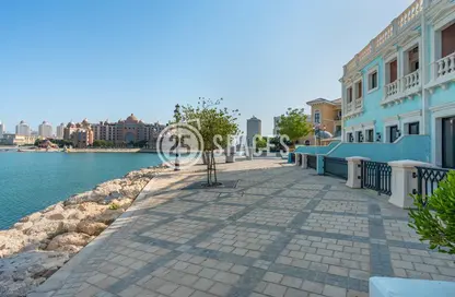 Townhouse - 2 Bedrooms - 4 Bathrooms for rent in Marine - Qanat Quartier - The Pearl Island - Doha