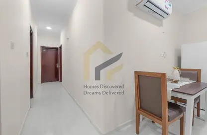 Apartment - 1 Bedroom - 1 Bathroom for rent in Umm Ghuwailina 4 - Umm Ghuwailina - Doha