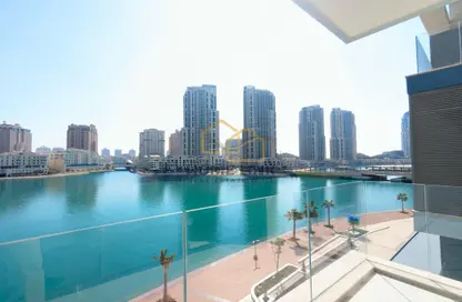 Apartment - 1 Bedroom - 2 Bathrooms for rent in Gewan Island - The Pearl Island - Doha