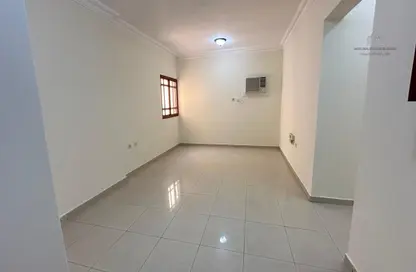 Apartment - 2 Bedrooms - 3 Bathrooms for rent in Al Muntazah Street - Al Muntazah - Doha