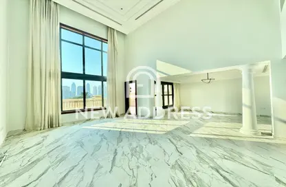 Townhouse - 4 Bedrooms - 2 Bathrooms for rent in Jumanah Tower 29 - Porto Arabia - The Pearl Island - Doha