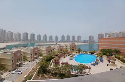 Apartment - 2 Bedrooms - 3 Bathrooms for sale in Tower 29 - Viva Bahriyah - The Pearl Island - Doha