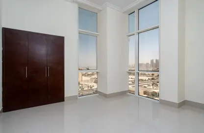 Apartment - 2 Bedrooms - 2 Bathrooms for rent in Marina Residences 195 - Marina District - Lusail