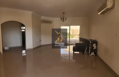 Apartment - 2 Bedrooms - 2 Bathrooms for rent in Bu Hamour Street - Abu Hamour - Doha