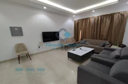 Apartment - 2 Bedrooms - 3 Bathrooms for rent in Abu Umama Street - Al Muntazah - Doha