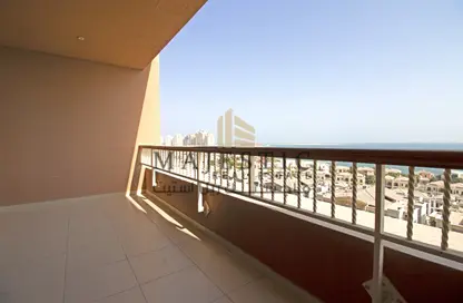 Apartment - 3 Bedrooms - 4 Bathrooms for rent in East Porto Drive - Porto Arabia - The Pearl Island - Doha