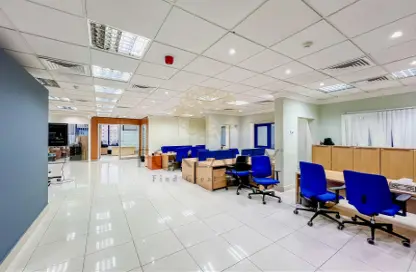 Office Space - Studio - 2 Bathrooms for rent in Al Muntazah Street - Al Muntazah - Doha