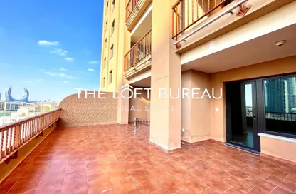 Apartment - 2 Bedrooms - 3 Bathrooms for rent in West Porto Drive - Porto Arabia - The Pearl Island - Doha