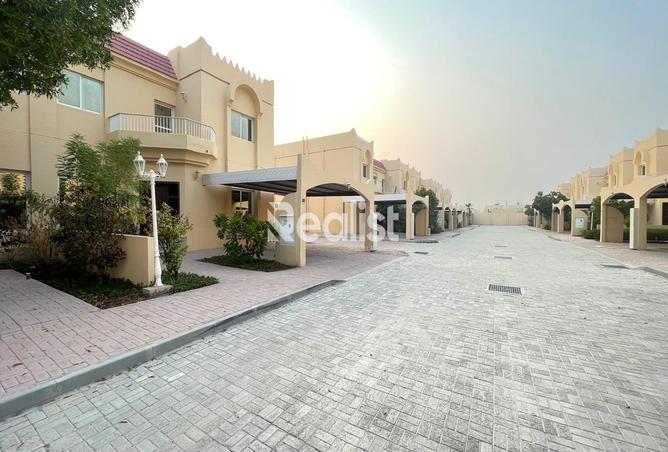 Villa - 3 Bedrooms - 4 Bathrooms for rent in Old Airport 43 - Old Airport Road - Doha