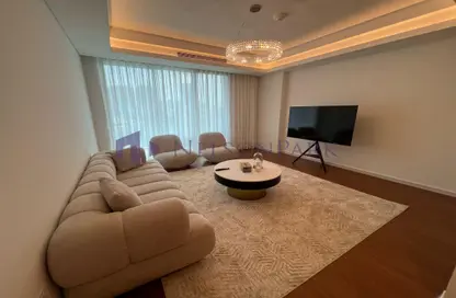 Apartment - 1 Bedroom - 2 Bathrooms for rent in Gewan Island - The Pearl Island - Doha