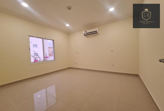 Rent in Bab Al Rayyan: 5 BR UF COMPOUND VILLA IN RAYYAN (AL-MURAIKH ...