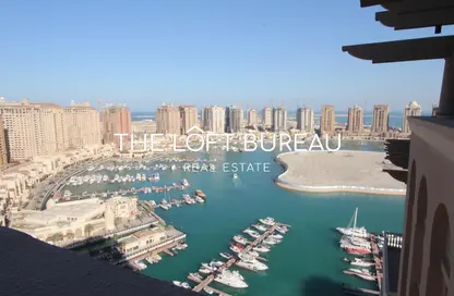 Penthouse - 4 Bedrooms - 6 Bathrooms for rent in Sabban Towers - Porto Arabia - The Pearl Island - Doha