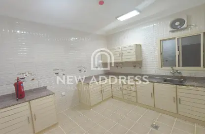 Apartment - 2 Bedrooms - 3 Bathrooms for rent in Najma street - Old Airport Road - Doha