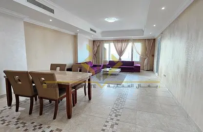 Apartment - 2 Bedrooms - 3 Bathrooms for rent in Porto Arabia - The Pearl Island - Doha