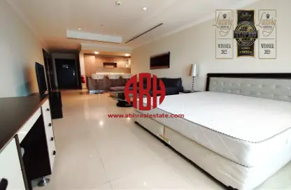 Apartment - 1 Bathroom for rent in Tower 24 - Porto Arabia - The Pearl Island - Doha