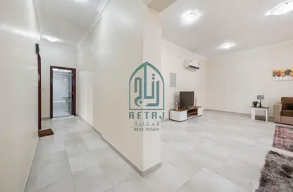 Apartment - 2 Bedrooms - 2 Bathrooms for rent in Al Nasr Street - Al Nasr - Doha