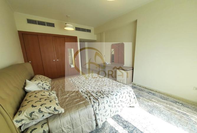 Apartment - 2 Bedrooms - 2 Bathrooms for rent in Viva West - Viva Bahriyah - The Pearl Island - Doha