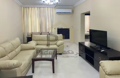 Apartment - 1 Bedroom - 2 Bathrooms for rent in Anas Street - Fereej Bin Mahmoud North - Fereej Bin Mahmoud - Doha