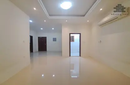 Apartment - 1 Bedroom - 2 Bathrooms for rent in Fereej Abdul Aziz - Doha