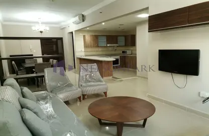 Apartment - 1 Bedroom - 2 Bathrooms for rent in Anas Street - Fereej Bin Mahmoud North - Fereej Bin Mahmoud - Doha