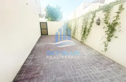 Apartment - 2 Bedrooms - 2 Bathrooms for rent in Al Thumama - Al Thumama - Doha