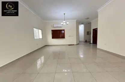 Apartment - 3 Bedrooms - 3 Bathrooms for rent in Al Muntazah Street - Al Muntazah - Doha