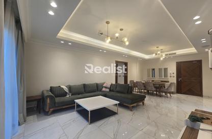 Apartment - 2 Bedrooms - 2 Bathrooms for rent in Giardino Apartments - The Pearl Island - Doha