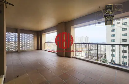 Apartment - 1 Bedroom - 2 Bathrooms for rent in West Porto Drive - Porto Arabia - The Pearl Island - Doha