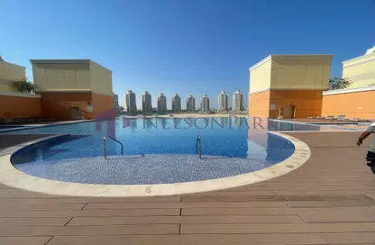 Apartment - 3 Bedrooms - 4 Bathrooms for rent in Viva West - Viva Bahriyah - The Pearl Island - Doha