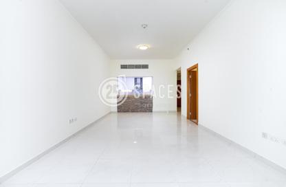 Apartment - 2 Bedrooms - 3 Bathrooms for sale in Viva East - Viva Bahriyah - The Pearl Island - Doha