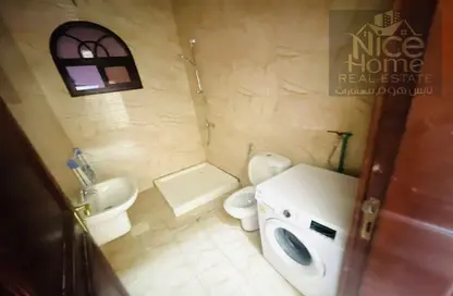 Apartment - 1 Bathroom for rent in Ain Khaled - Doha