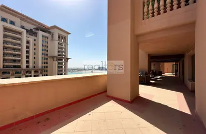 Apartment - 4 Bedrooms - 5 Bathrooms for rent in East Porto Drive - Porto Arabia - The Pearl Island - Doha