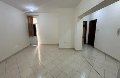 Apartment - 2 Bedrooms - 2 Bathrooms for rent in Fereej Bin Omran - Doha