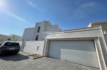 Villa - 5 Bedrooms - 6 Bathrooms for rent in Mamoura 18 - Al Maamoura - Doha